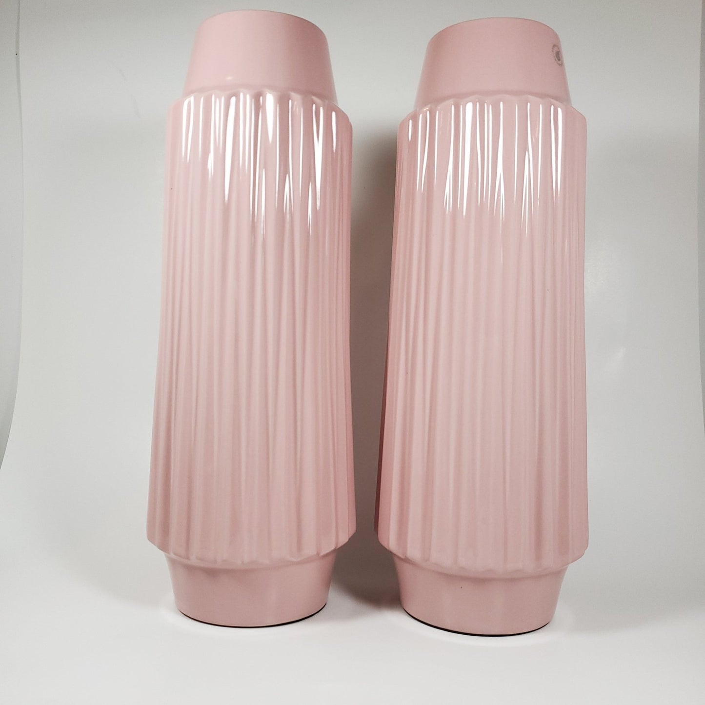 Blush pink ribbled ceramic vase - Tamayne's Decor & Events