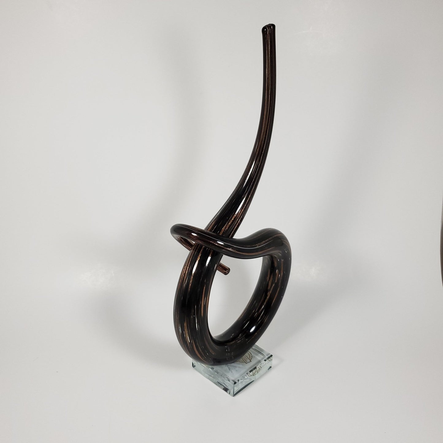 Brown and black accent piece - Tamayne's Decor & Events