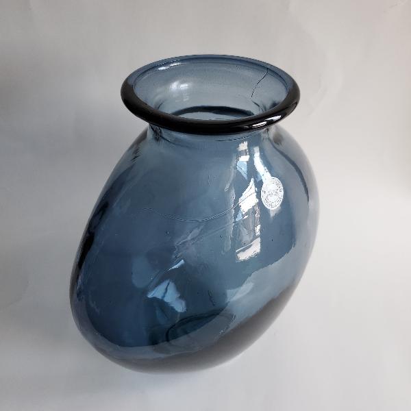 Tamayne's Decor 10 inch navy blue recycled glass vase