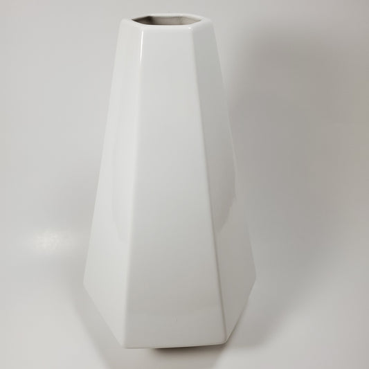 White geometric ceramic vase